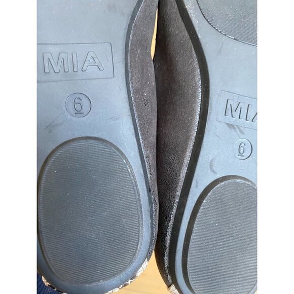 MIA BNWT black faux suede casual flats sz 6 back animal print panel - Picture 6 of 8